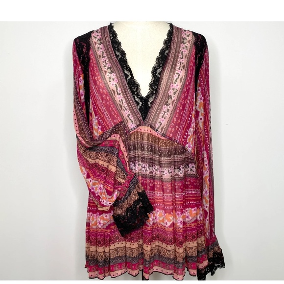 Free People Natalie Printed Long Sleeve Top in Plum Combo sz XS NWT $128R - Picture 8 of 8